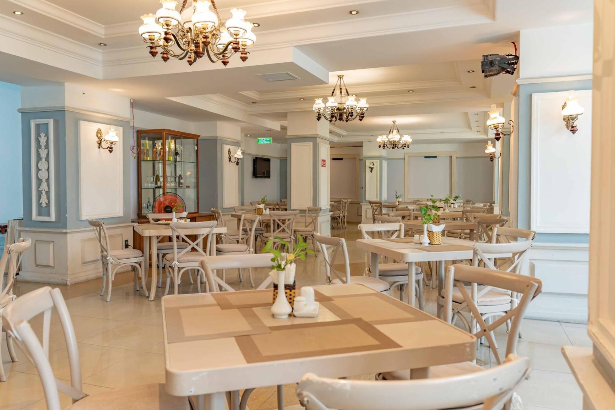 Rembrandt Hotel Nha Trang Exterior photo