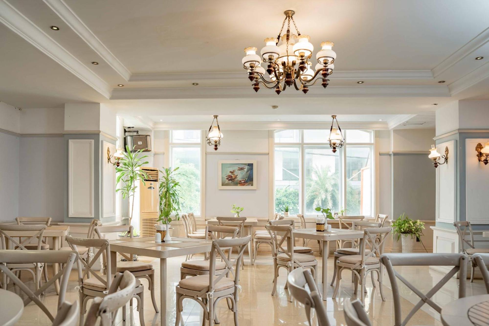 Rembrandt Hotel Nha Trang Exterior photo